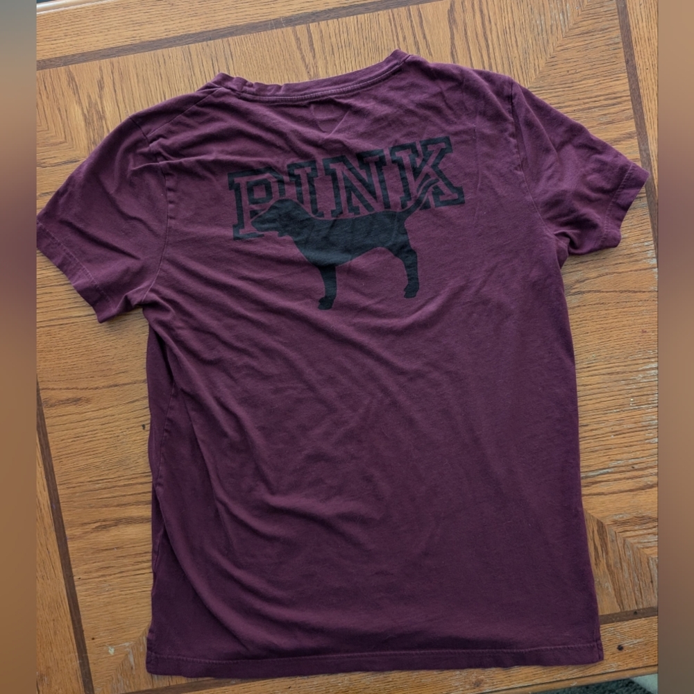 PINK Victoria's Secret Burgundy Tee with Black Dog On Back